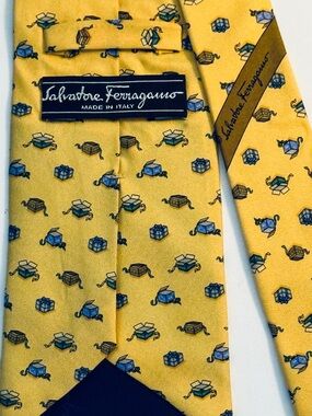 Salvatore Ferragamo Gift Box Tie